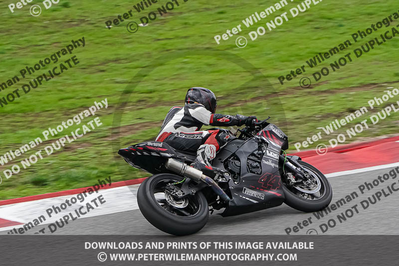 motorbikes;no limits;peter wileman photography;portimao;portugal;trackday digital images